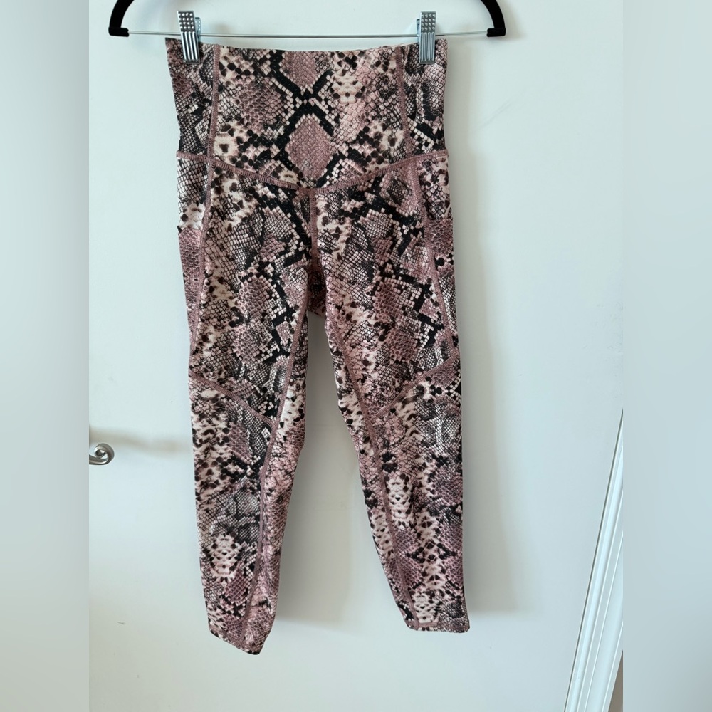 Evolution and Creation Serpent Pattern Leggings